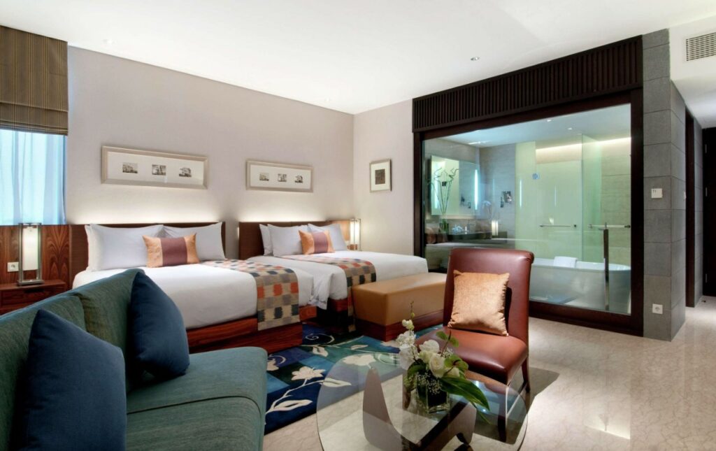 tipe kamar premium queen suit hotel hilton bandung