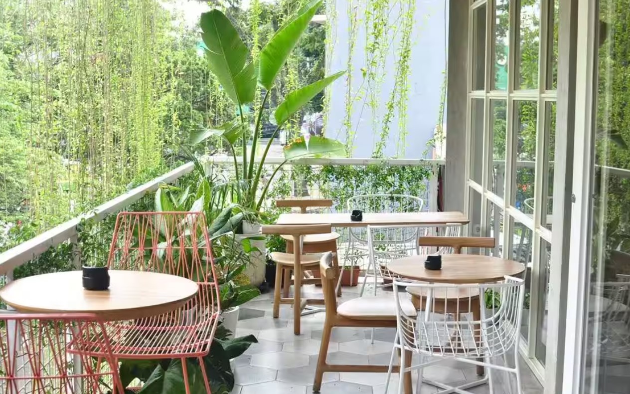 cafe di buah batu bandung