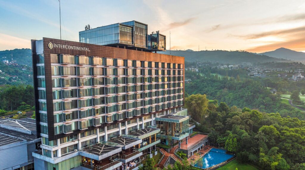 Sejarah-Hotel-Intercontinental-Bandung-Dago-Pakar