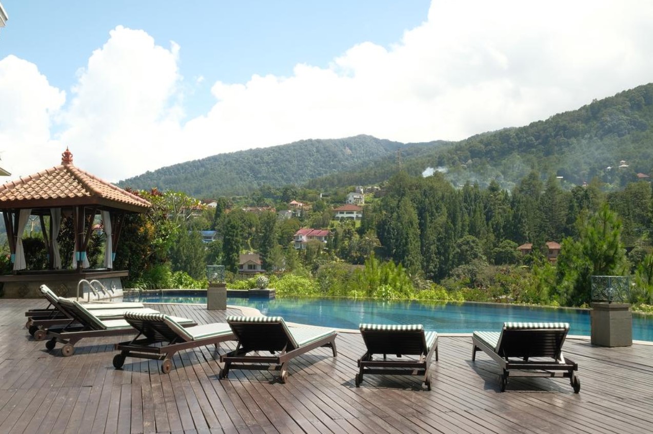 13 Hotel Di Puncak Bogor Murah, View Bagus, Ada Kolam Renang