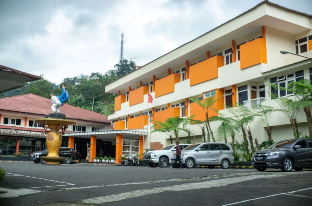 Alamsagita-Puncak-Hotel-Resort