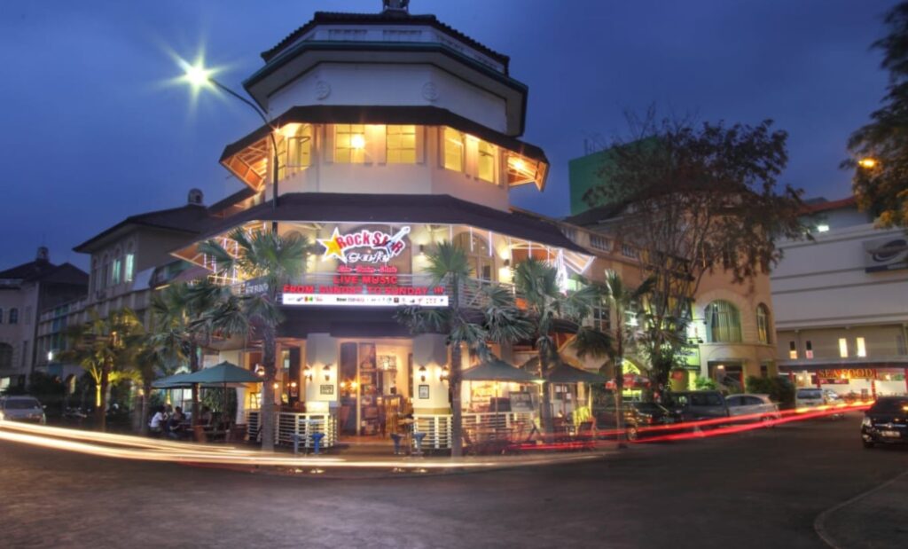 cafe di bandung yang ada live music Rock Star Music Cafe