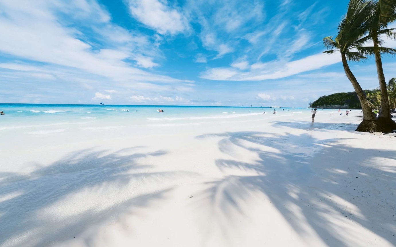 10 Pantai Pasir Putih Jogja yang Cocok Buat Liburan