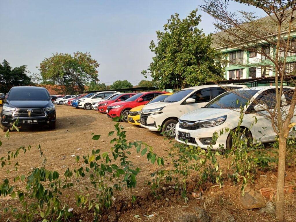 Sewa Mobil Bandung Lepas Kunci Rental Mobil KK